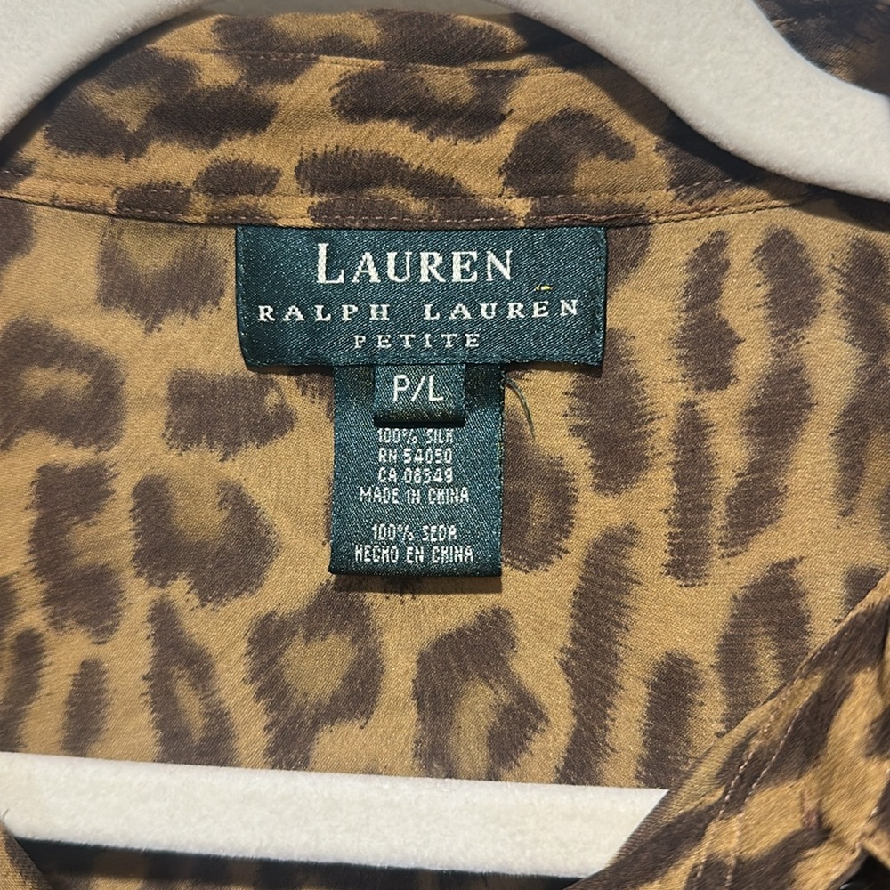 Lauren Ralph Lauren Silk blouse size PL leopard print - Picture 2 of 4